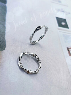 ต่างหูเงินแท้ S925 รุ่น Spin ต่างหูห่วงเล็กเกลียวบิด มินิมอล สูง11.6mm เงินแท้ทั้งชิ้น Silver925