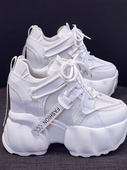 รองเท้าผ้าใบเสริมส้นสูง ไซต์35-39 สนใจทักแชท ฟรีค่าส่ง!