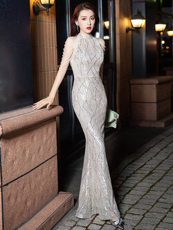 ชุดราตรี ชุดราตรีสวยหรู แบบ ทันสมัย Evening dress