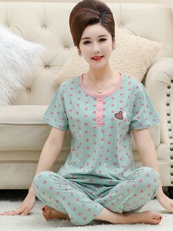 ชุดนอนคุณแม่