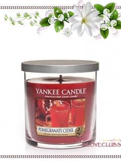 Yankee Candle / Small Tumbler Candle (single wick) 7 oz. (Pomegranate Cider)