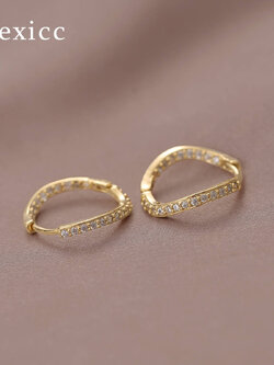 ต่างหู ตุ้มหูแฟชั่น By WenXi