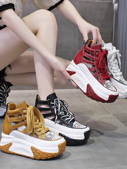 รองเท้าผ้าใบเสริมส้นสูง ไซต์35-39 สนใจทักแชท ฟรีค่าส่ง!