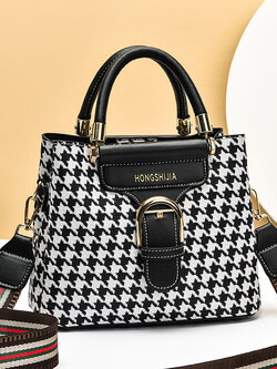 กระเป๋าสะพายข้างผู้หญิง กระเป๋าสะพายสไตล์เกาหลี By Tianyan