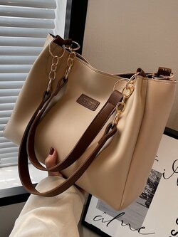 กระเป๋าสะพายข้างผู้หญิง กระเป๋าสะพายข้างใบเล็ก By Cocoa bags