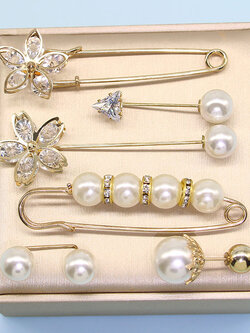 เข็มกลัด เข็มกลัดสวยๆ เข็มกลัดติดเสื้อ Brooch
