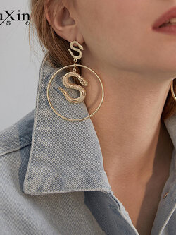 ต่างหู ตุ้มหูแฟชั่น By Suxin