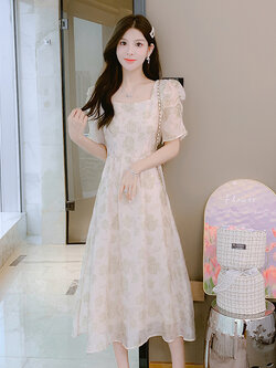 แบบชุดเดรสสวยๆ ชุดเดรสน่ารักๆสไตล์เกาหลี