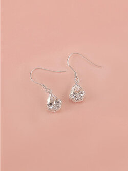 ต่างหู ตุ้มหูแฟชั่น