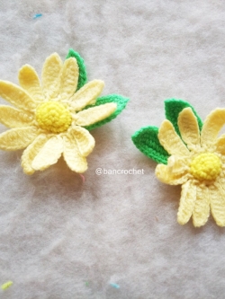 Bancrochet ดอกดาวกระจาย Sulfur Cosmos flowers สีเหลืองอ่อน 3 นิ้ว