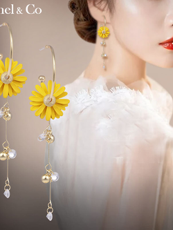 ต่างหู ตุ้มหูแฟชั่น By Mianel &Co