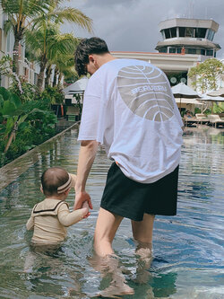 เสื้อผู้ชาย เสื้อแฟชั่นผู้ชายสไตล์เกาหลี By MCYC