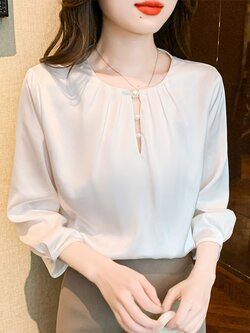 เสื้อเชิ้ตผู้หญิงแขนยาว เสื้อเชิ้ตผู้หญิงใส่ทํางาน 390 บาทต่อชิ้น ฟรีค่าจัดส่ง