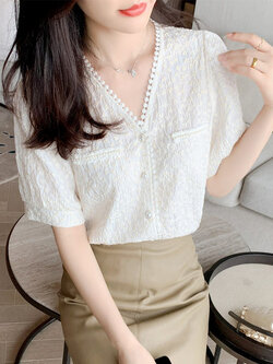 เสื้อลูกไม้ แขนสั้น