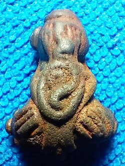 พระปิดตาเนื้อแร่