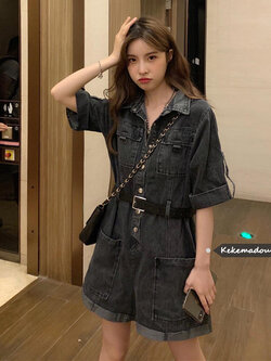 จั้มสูท ชุดเอี๊ยมกางเกง