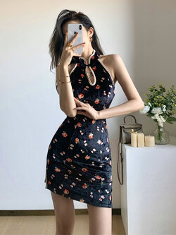 ชุดเดรสรัดรูป ชุดเดรสรัดรูปยาว เดรสเซ็กส์ซี่ By.SHACOS