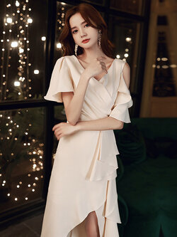 ชุดราตรี ชุดราตรีสวยหรู แบบ ทันสมัย Evening dress