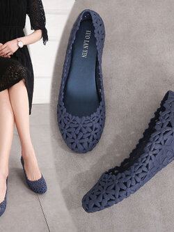 รองเท้าJelly รองเท้าเจลลี่แบนพื้นผิวนุ่ม รองเท้าชายหาด รองเท้ายาง