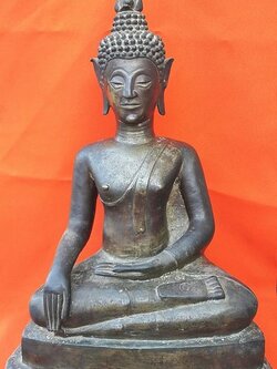 พระเชียงแสน ฝาง