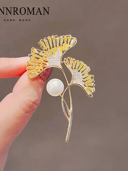 เข็มกลัด เข็มกลัดสวยๆ เข็มกลัดติดเสื้อ Brooch