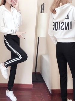 ชุดวอร์ม สูทเกาหลี Jumpsuit ชุดจั้มสูท ชุดเซท 2 ชิ้น ชุดกีฬาผู้หญิง ชุดออกกำลังกาย เสื้อกันหนาว ชุดวอร์มคู่