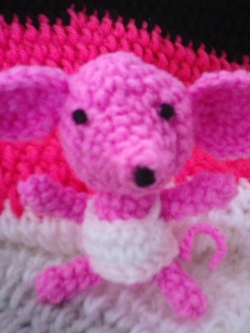 ตุ๊กตาหนูโครเชต์