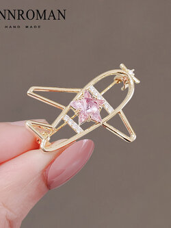 เข็มกลัด เข็มกลัดสวยๆ เข็มกลัดติดเสื้อ Brooch