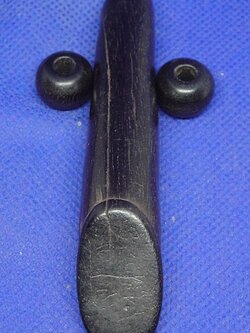 ปลัดขิกหลวงพ่อเหลือ วัดสาวชะโงก