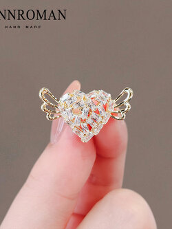 เข็มกลัด เข็มกลัดสวยๆ เข็มกลัดติดเสื้อ Brooch