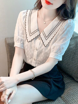 เสื้อลูกไม้ แขนสั้น