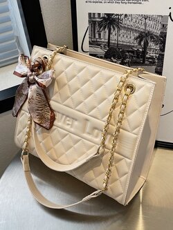 กระเป๋าสะพายข้างผู้หญิง กระเป๋าสะพายข้างใบเล็ก By Cocoa bags