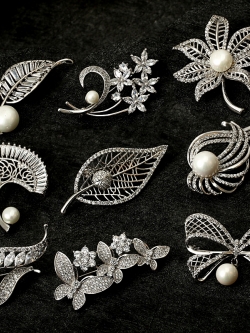 เช็มกลัด เข็มกลัดติดเสื้อ เข็มกลัดแฟชั่น