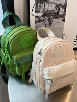 กระเป๋าเป้ผู้หญิง กระเป๋าเป้ผู้หญิง