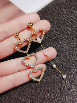 ต่างหู ตุ้มหูแฟชั่น