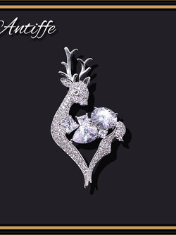 เข็มกลัด เข็มกลัดสวยๆ เข็มกลัดติดเสื้อ Brooch