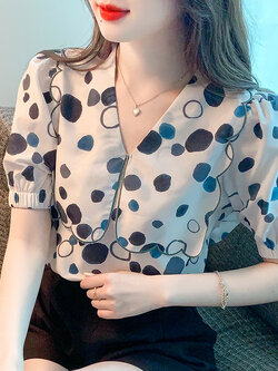 เสื้อลูกไม้ แขนสั้น