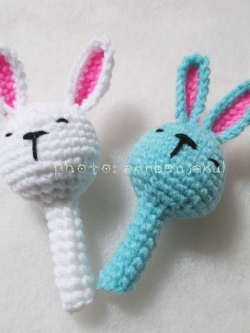 ครอบหัวดินสอกระต่ายถัก