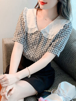 เสื้อลูกไม้ แขนสั้น