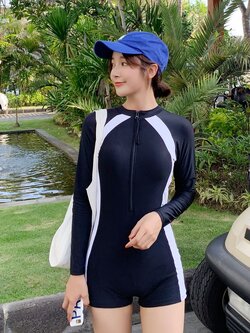 ชุดว่ายน้ำผู้หญิง ชุดว่ายน้ำน่ารัก Bikini ชุดไปทะเล