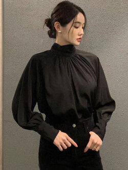 เสื้อสีดำสุภาพ เรียบหรู ดูดี เหมาะกับทุกโอกาส | เสื้อผู้หญิงสุภาพ