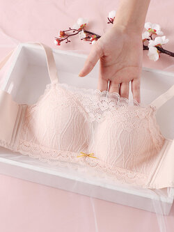 บรา ยกทรง เสื้อชั้นในสตรี ฟรีค่าส่ง