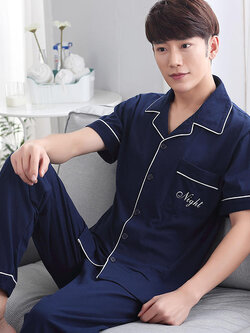 ชุดนอนผู้ชาย