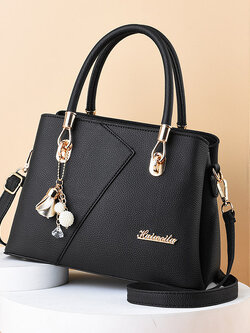 กระเป๋าสะพายข้างผู้หญิง กระเป๋าแฟชั่น By AKAF