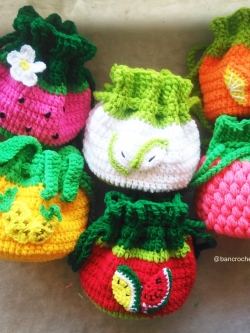 Bancrochet ราคาส่ง กระเป่าถักโครเชต์ crochet bags wholesale สีหลากสี 6x6 นิ้ว