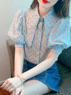 เสื้อลูกไม้ แขนสั้น