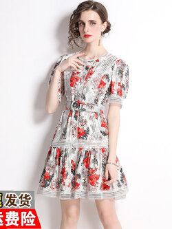 ชุดเดรสเรียบหรูดูแพง เดรสแบรนด์ DG Boutique