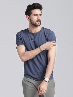 เสื้อยืดผู้ชาย สไตล์ฝรั่ง เรียบหรู