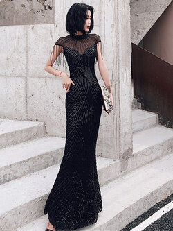 ชุดราตรี ชุดราตรีสวยหรู แบบ ทันสมัย Evening dress