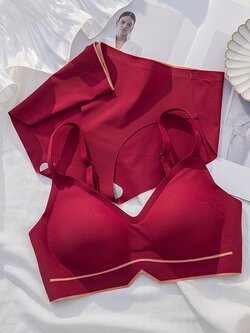 บรา ยกทรง เสื้อชั้นในสตรี ฟรีค่าส่ง